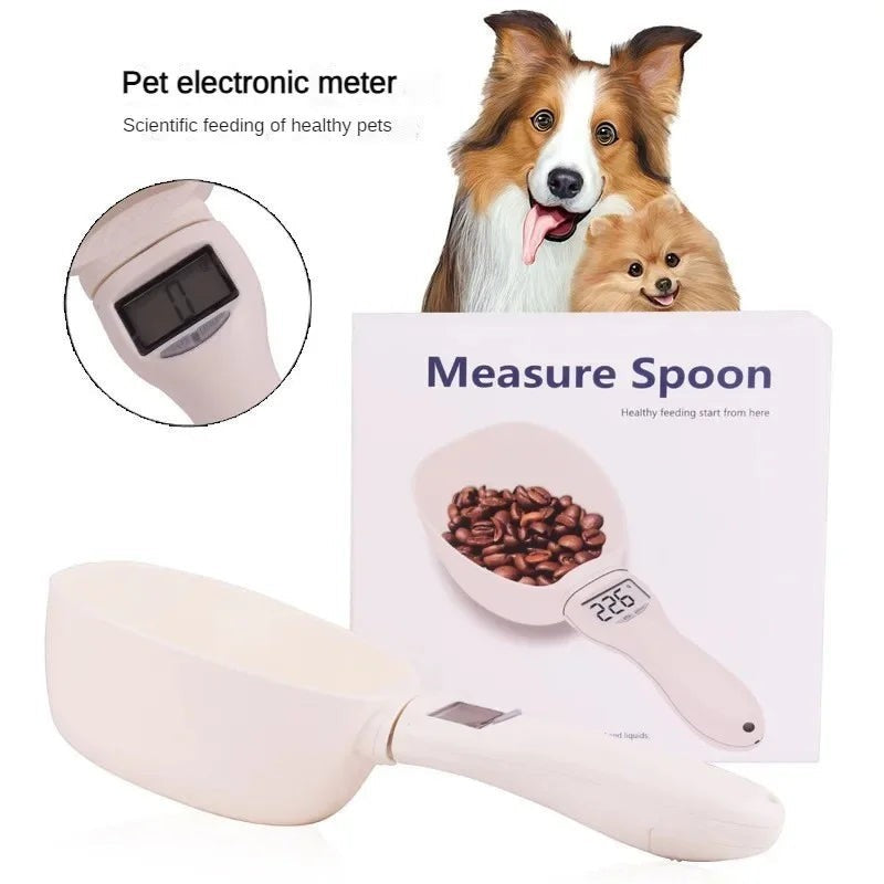 Soralab white ABS digital pet food scoop with LED display for precise portioning, measures up to 800g.