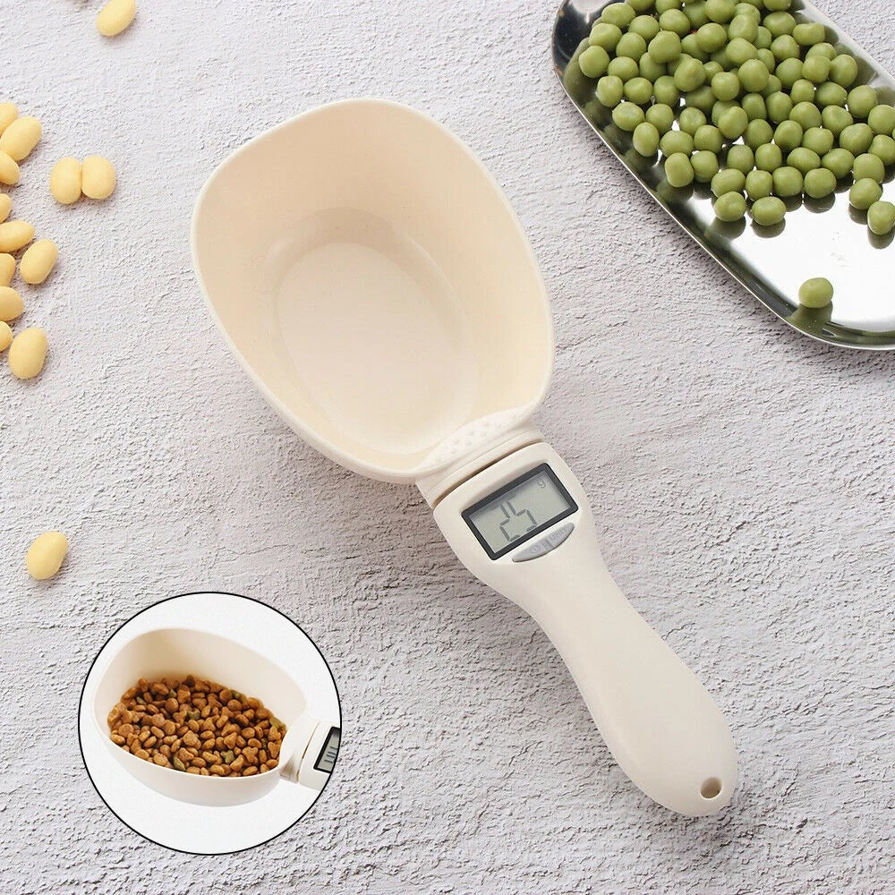 Soralab Smart Measure digital pet food scoop in cream ABS plastic with LED display showing 25g, perfect for precise pet feeding.
